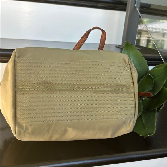 Dooney & Bourke Genuine Leather Nylon Shoulder Tote Purse,Excellent Condition - Picture 8 of 10